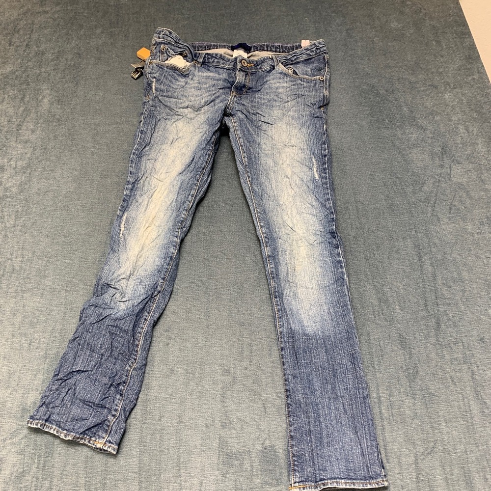 Levi's Straight Fit Jeans Womens 16 Blue Denim Medium Wash Pockets Everyday Wear